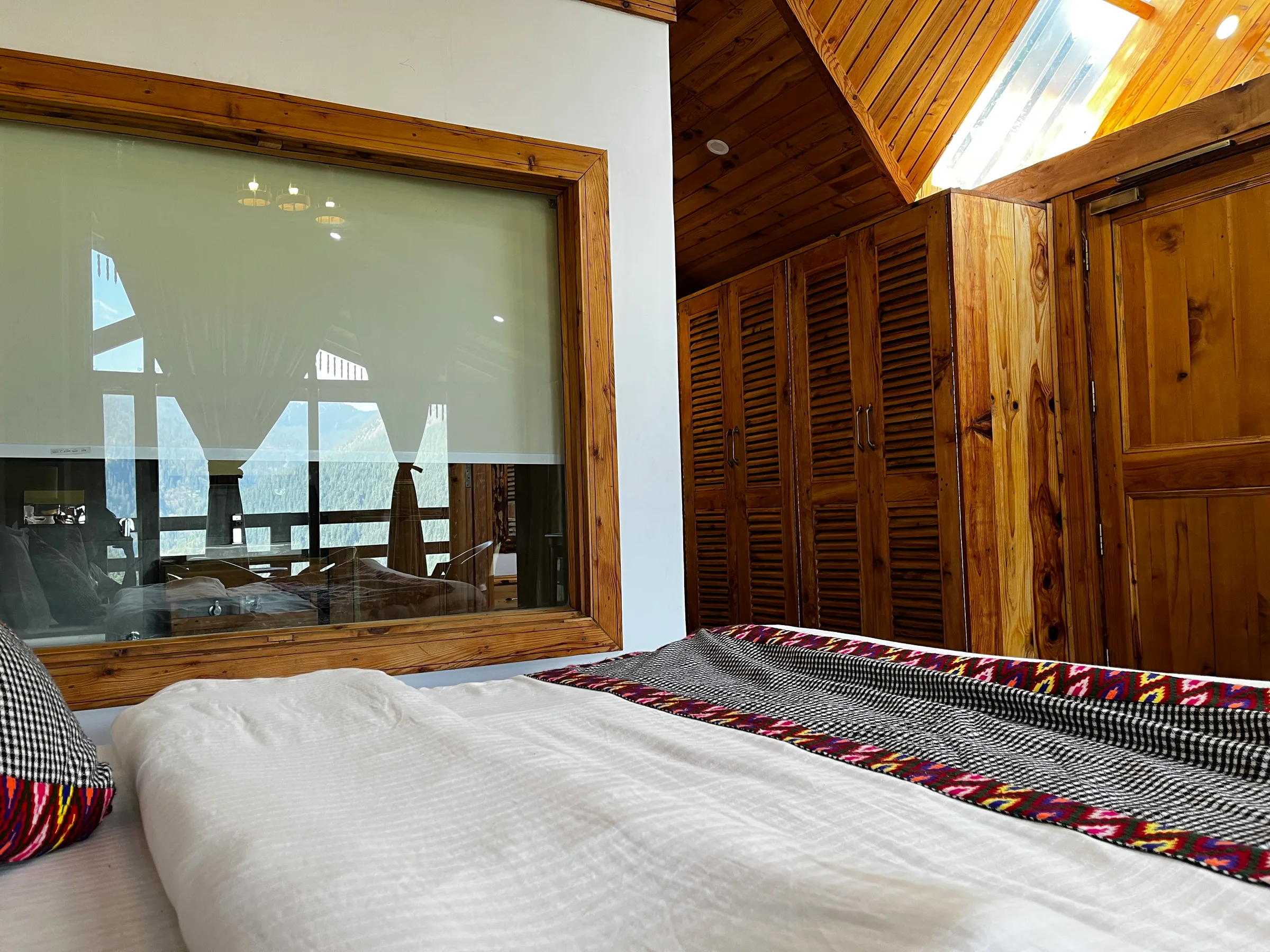 Premium room VII — Himalayan Chalets Jibhi